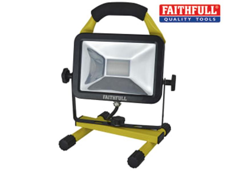 SMD LED POD SITE FLOOD LIGHT 20W 1800 LUMENS 240V